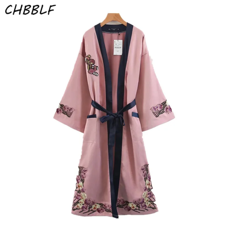 

The new spring 2018 oriental style floral embroidery kimono coat lady long cardigan coat XDB7357