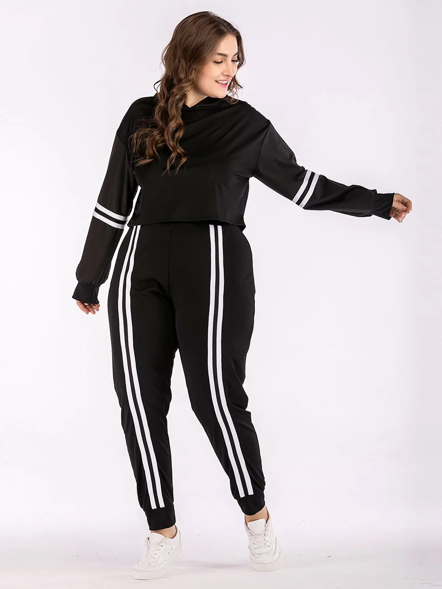 GIBSIE размера плюс женская одежда 4XL XXXL осенний комплект из двух предметов Топ и штаны полосатый спортивный костюм женский укороченный топ 2 предмета