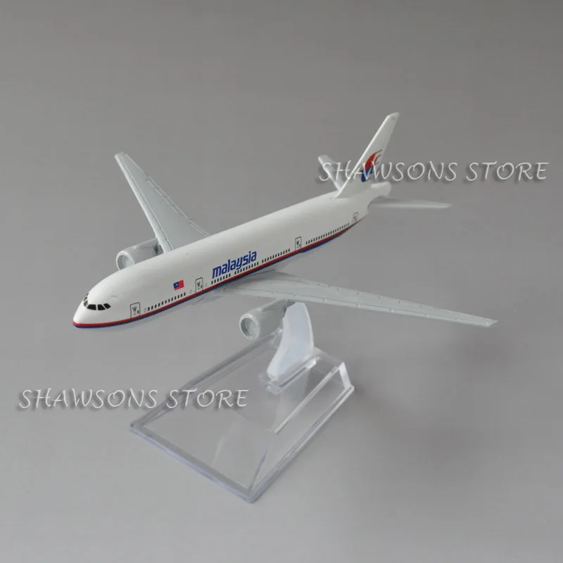 Литье под давлением Металл 1:520 модель самолета игрушки Boeing 777-200 Малайзия лайнер 15