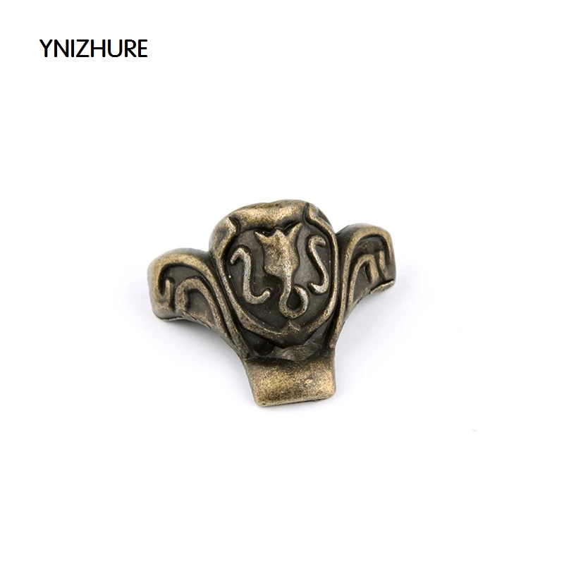 10 шт. античные латунные ювелирные изделия нагрудная деревянная коробка