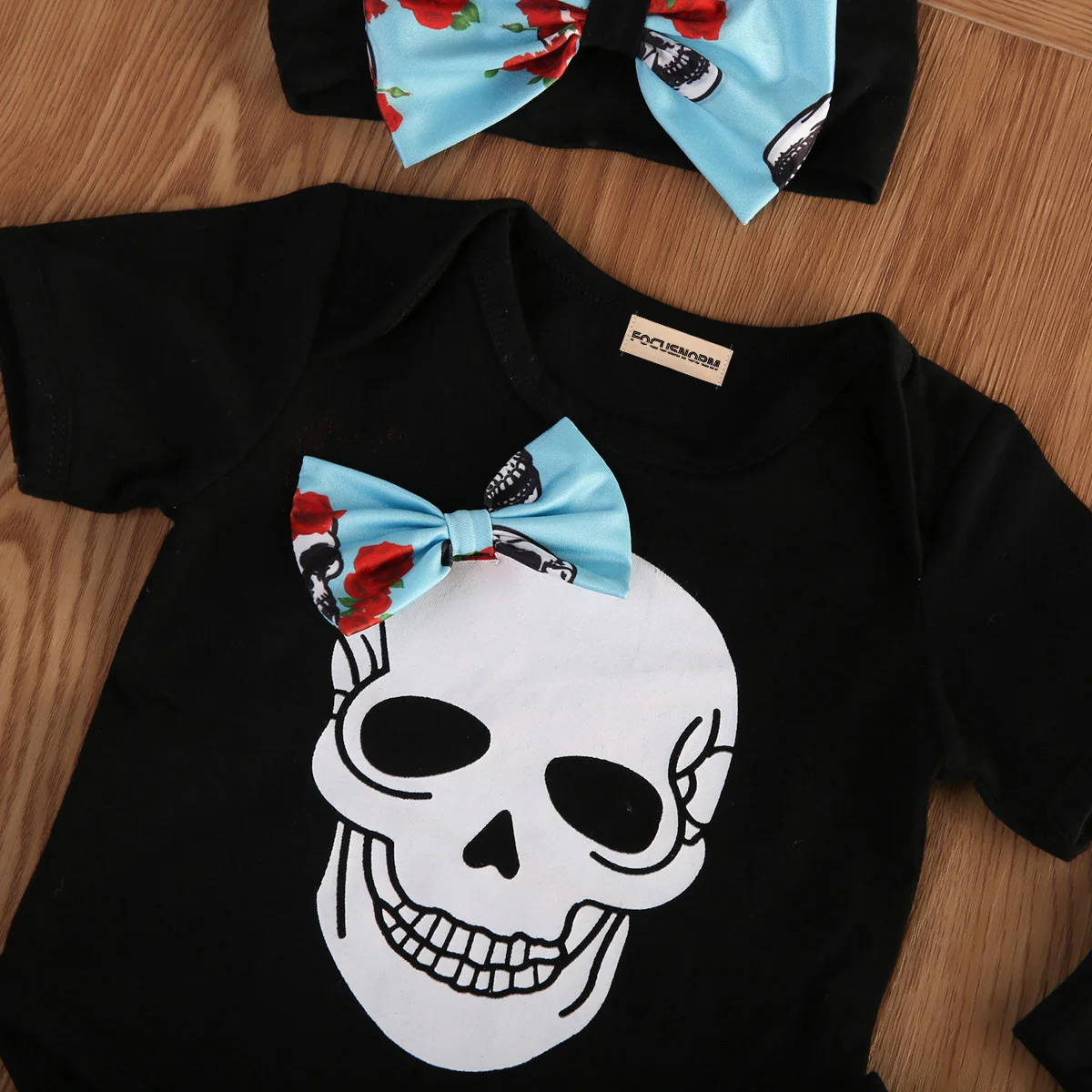 Комплекты для новорожденных мальчиков на Хэллоуин из 4 предметов комбинезон с