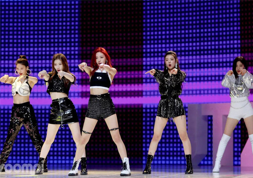 ITZY Kpop постеры корейские певцы глянцевые бумажные принты четкое изображение яркие цвета украшения дома