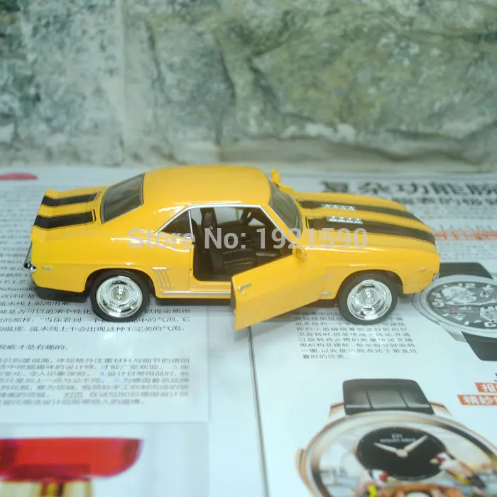UNI 1/36 масштабные автомобильные игрушки 1969 Chevrolet Camaro SS винтажная литая под давлением металлическая модель автомобиля игрушка для коллекции/подарка/детей