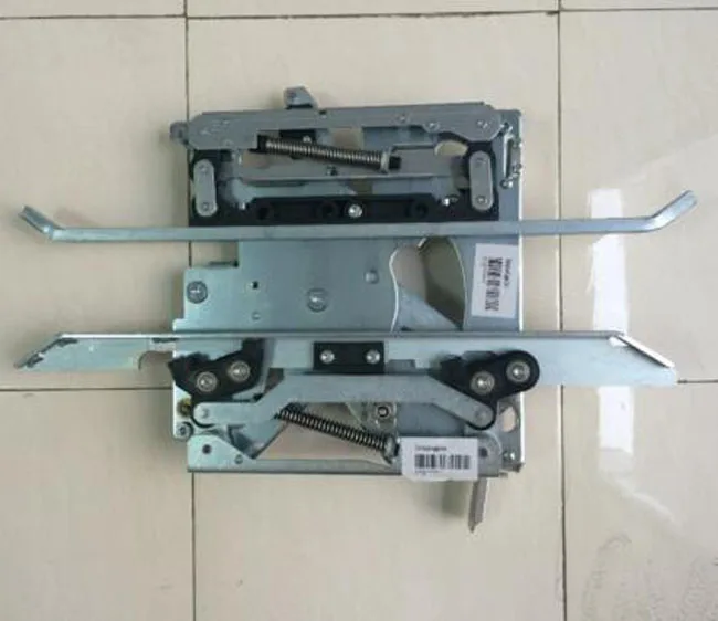 

Лифтовая дверная лопасть KM601500G05 602924H01
