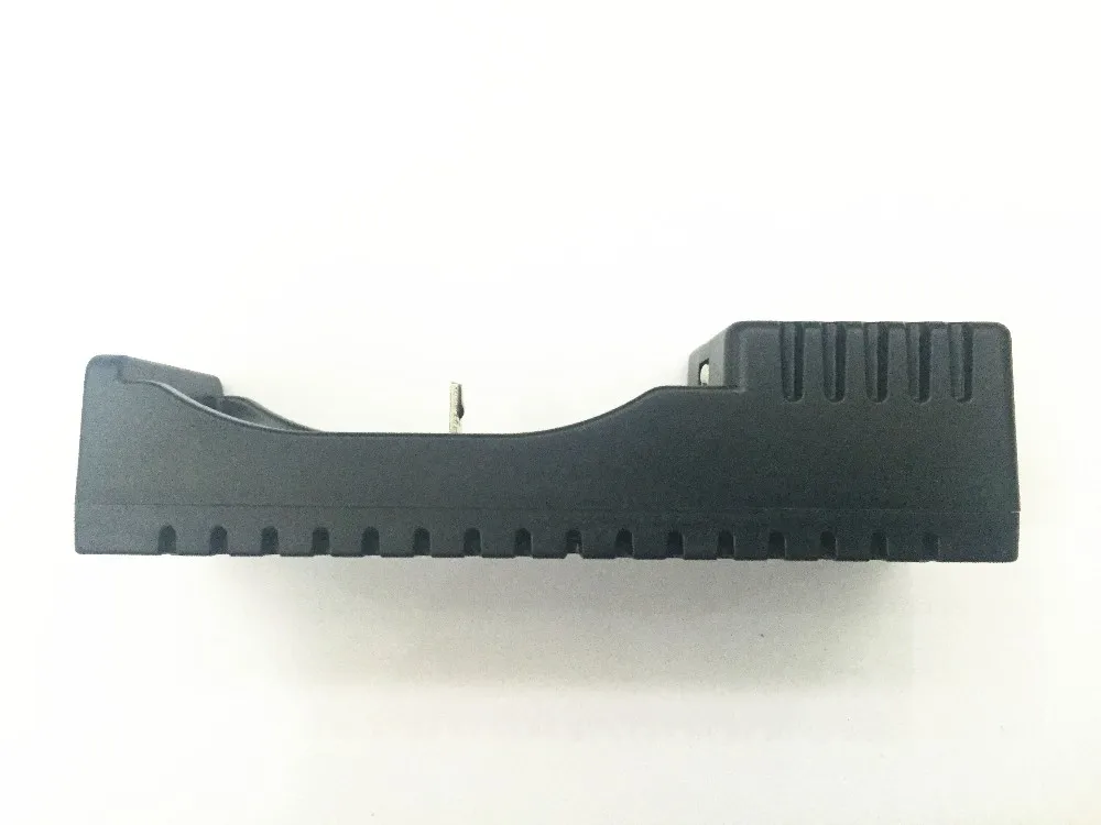 Xpower C1 Smart Универсальное зарядное устройство для аккумуляторов li-on Ni-MH Li-fe батарея power bank funtion vs xtar nitecore opus liitokala lii-100
