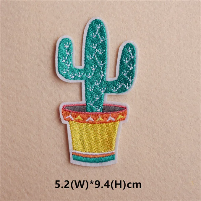 1pcs Mix Cactus Patch for Clothing Iron on Embroidered Sew Applique Cute Patch Fabric Badge Garment DIY Apparel Accessories 121 - Цвет: 13