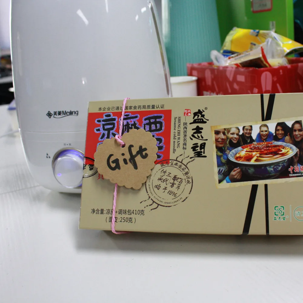 50 шт. вечерние принадлежности для мероприятий пустой в форме сердца бумага