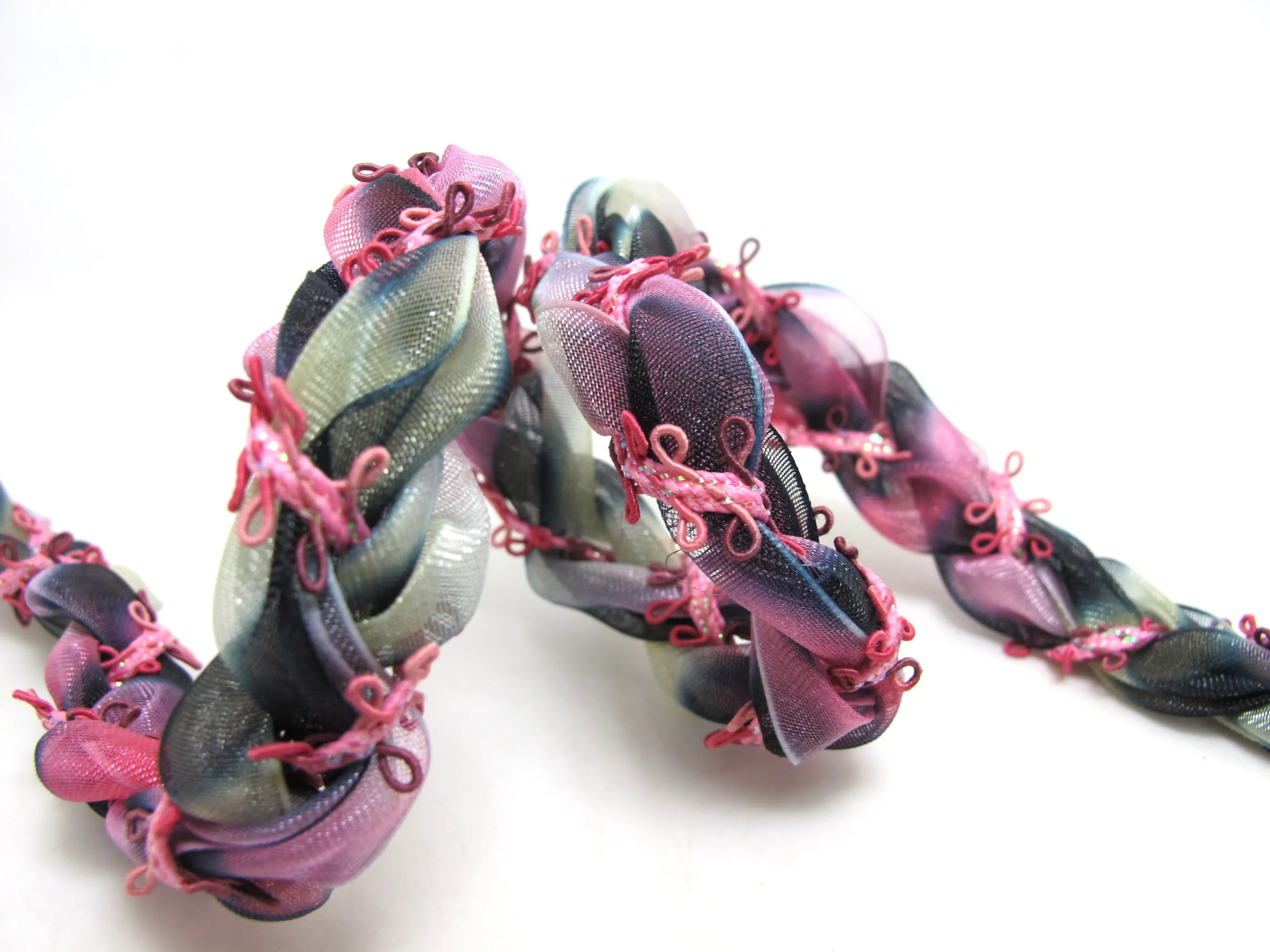 Лента из шифона и полиэстера 15 мм цвета фуксии цветочный край пикота оплетка