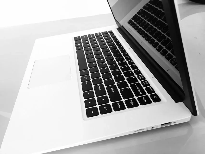 NWNLAP 4G ram+ 64G EMMC поддержка tf-карты 15,6 дюймов 1920x1080P HD Intel ATOM Z8350 четырехъядерный ноутбук Windows10