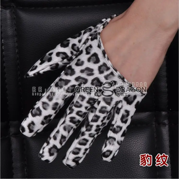 Leopard print Женские Перчатки полный с глубоким вырезом и искусственная кожа Искусственная кожа ds Перчатки пикантные половину ладони Перчатки мотоцикл Перчатки - Цвет: Leopard print