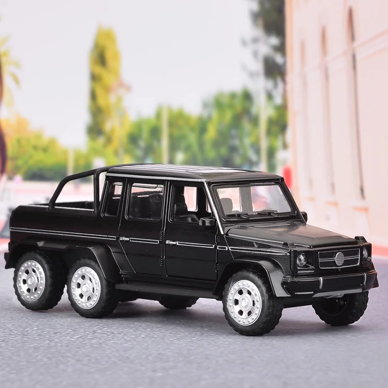 Литая модель автомобиля из сплава с электрозвуком светильник детского игрушки