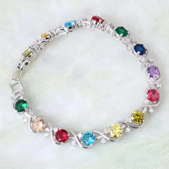 Изысканные браслеты серебряного цвета с разноцветным кубическим цирконием