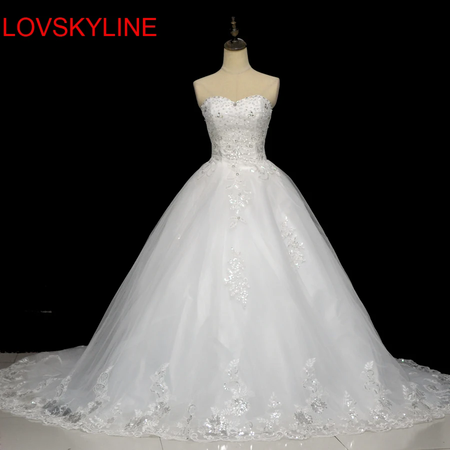 

Ball Gown Wedding Dresses Strapless Sleeveless Lace-Up Sweep Train Tulle and Organza Wedding Gowns Vestido De Noiva