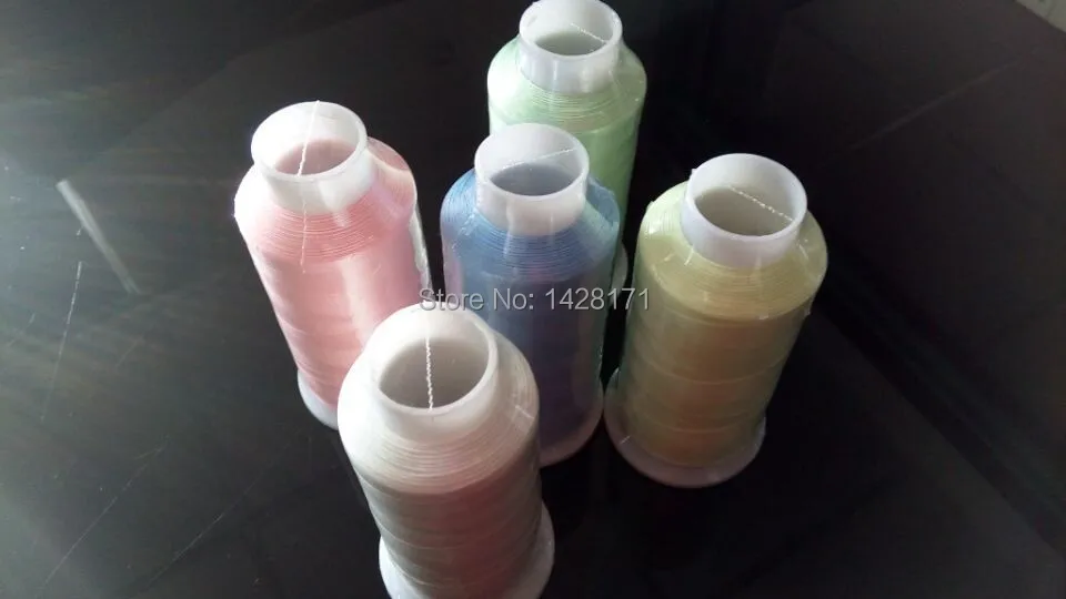 Популярный бренд Simthread 5 цветов 2500Y светится в темноте нить с 1 белой полиэфирной