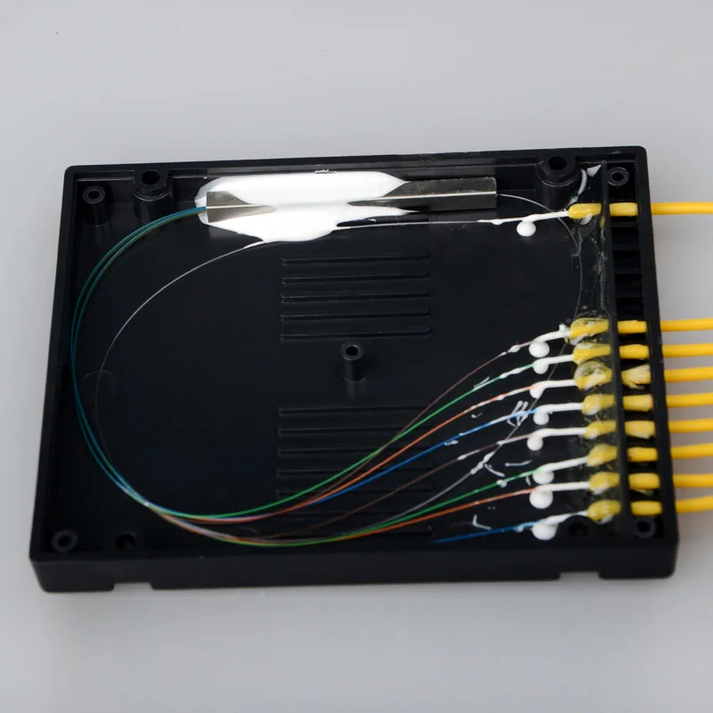 SC 1: 8 Сплиттер Волоконно Оптический ABS коробка FTTH 1 сплиттер с 1X8 плоского типа