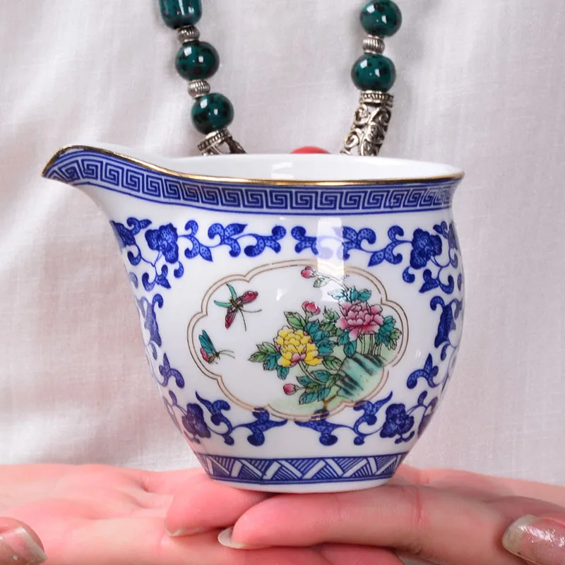 

230ml Jingdezhen Blue and White Porcelain Ceramic Fair Cup Drinkware Teacup Coffee Milk Mugs Kitchen Bar Tool Vintage Home Decor