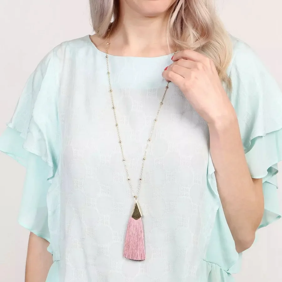 Женское длинное колье с кисточками BOHO Chic украшенное разноцветными бусинами из