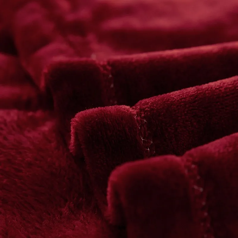 Благородное вино с красным чистым серым норковым рождественским подарком