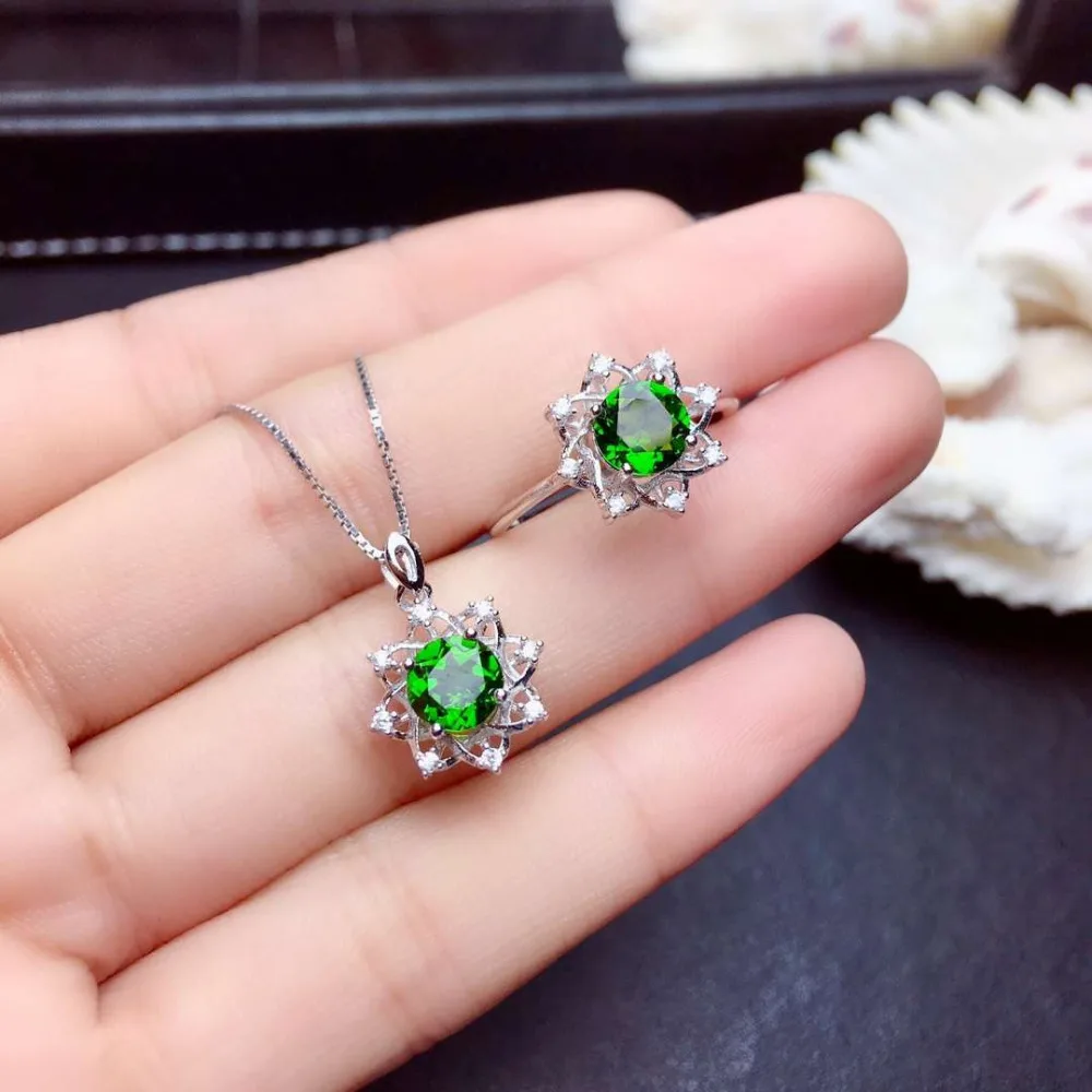 

Fashion Lovely Stars Sun flower S925 silver natural green diopside ring Pendant natural gemstone jewelry set woman party gift