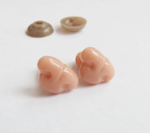 flesh color 15x10 мм животное лиса игрушка нос пластиковые безопасные игрушечные нос+ мягкая шайба для diy плюшевая кукла фурнитура-40 шт-100 шт-200 шт опция - Цвет: flesh color