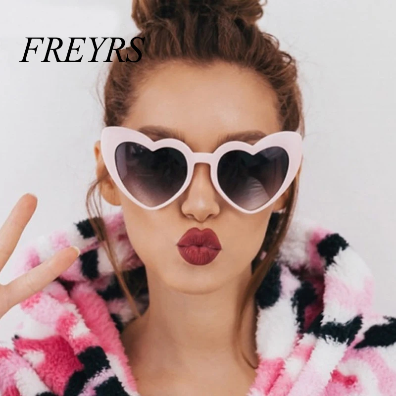 

FREYRS Heart Sunglasses Women Oversized Love Cat Eye Shaped Sunglass Ladies Fashion Brand Designer Eyewear 90s Shades 1233