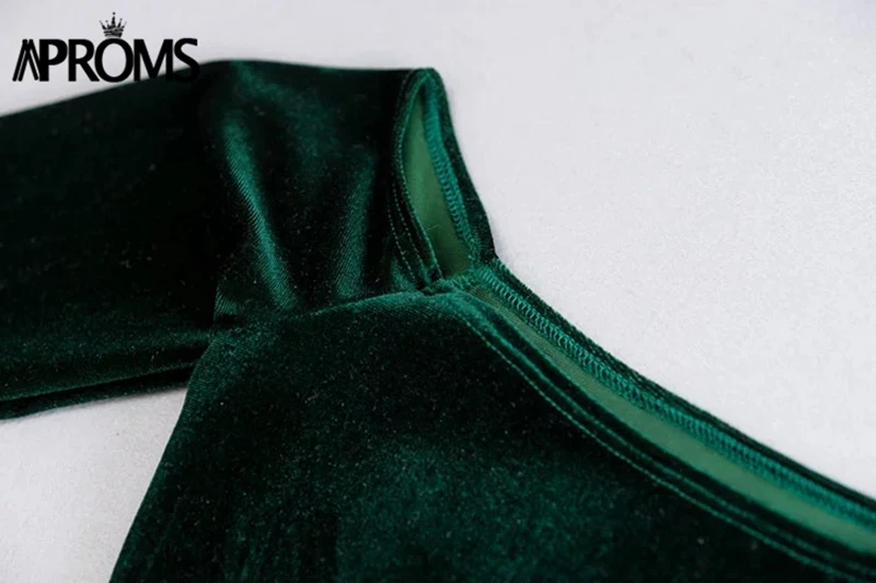 Aproms Элегантный с плеча Velvet Crop Top Для женщин Мода стрейч Майка укороченная женские осенние мягкие майки Tee