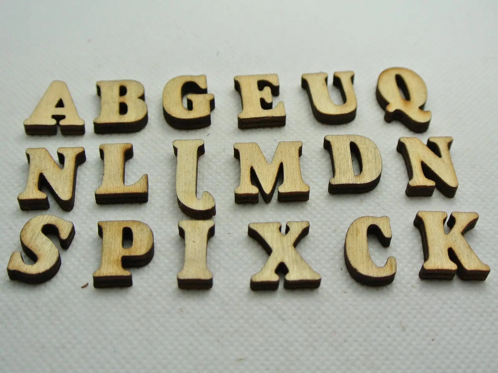 100 Ассорти деревянных букв алфавита с плоским основанием Деревянный Скрапбукинг