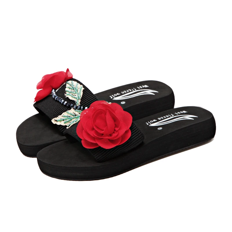 Новейшая модель женские Вьетнамки модные дизайнерские шлепанцы с цветочным