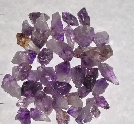 

AMETHYST POINTS A Grade xsm-sm Lilac Purple, 1/2-1", 1/4 lb total bulk stones