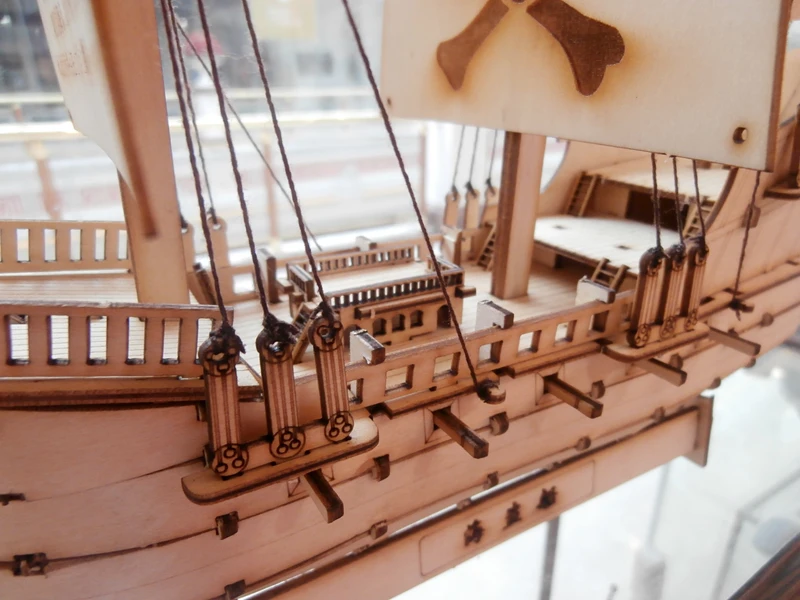 

Assembling Building Kits Ship Model Wooden Corsair /pirate ship sail boat model Free shipping