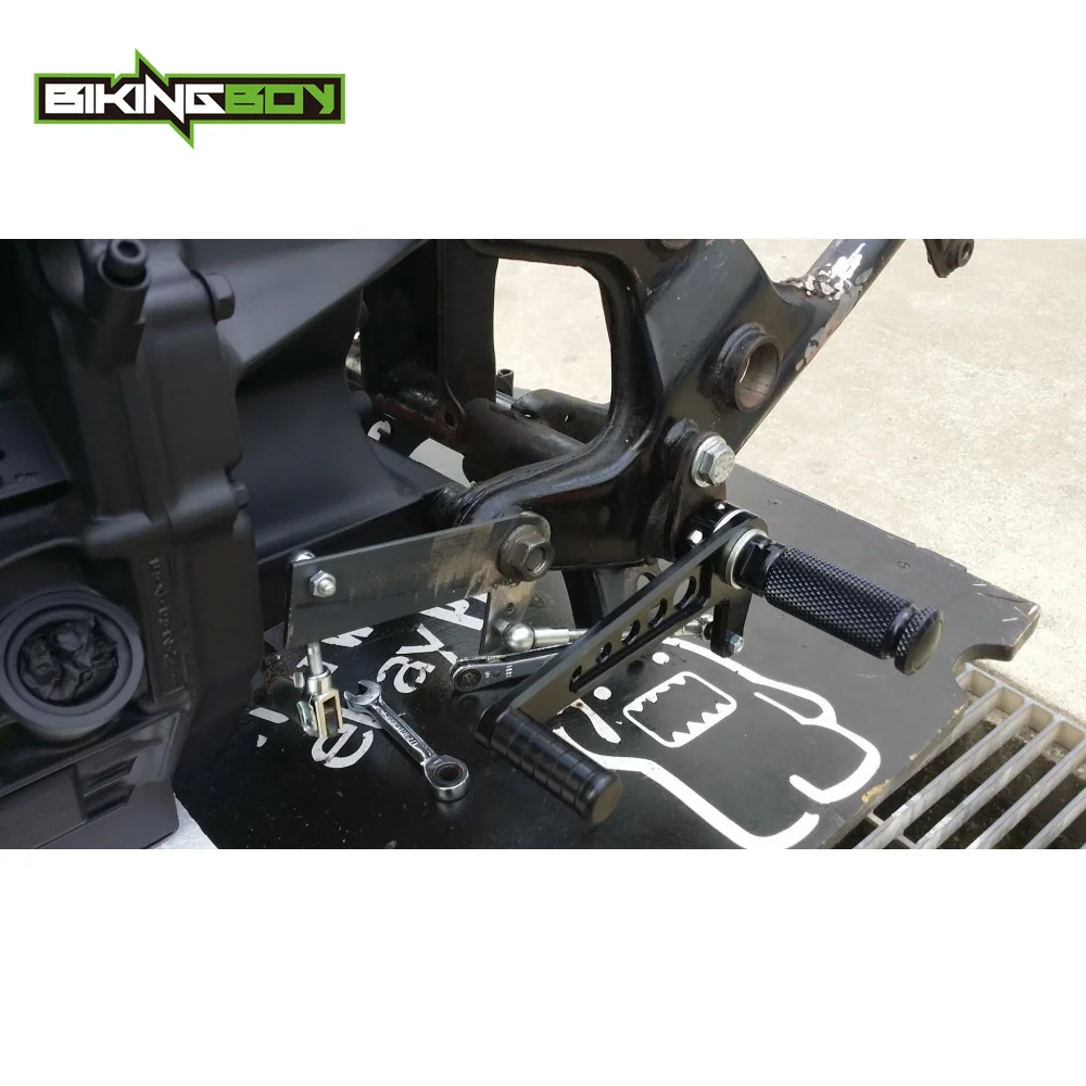 

BIKINGBOY CNC Billet Aluminum Universal Cafe Racer Rearsets Footpegs Rear Set Footrests For Suzuki GT 125 250 500 550 750