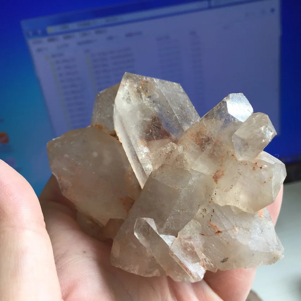 323 г натуральный прозрачный и минеральный кристалл с лечебным действием образцы