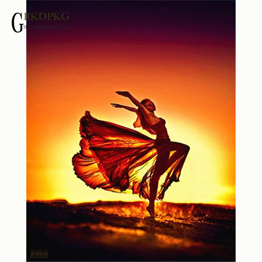 

Картина из страз с вышивкой «Танцующая женщина»