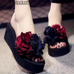 Шлепанцы женские для дома и улицы, сандалии с цветочным принтом, пляжная обувь, Тапочки на платформе, c572
