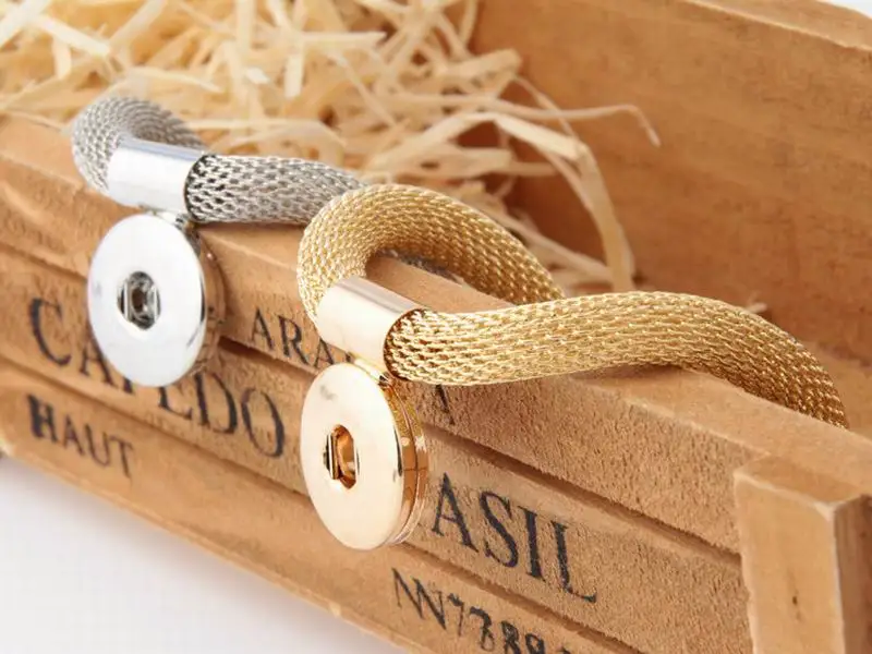 Браслеты-застежки из эластичной сетки 2 цвета золотистые/серебристые 18/20 мм |