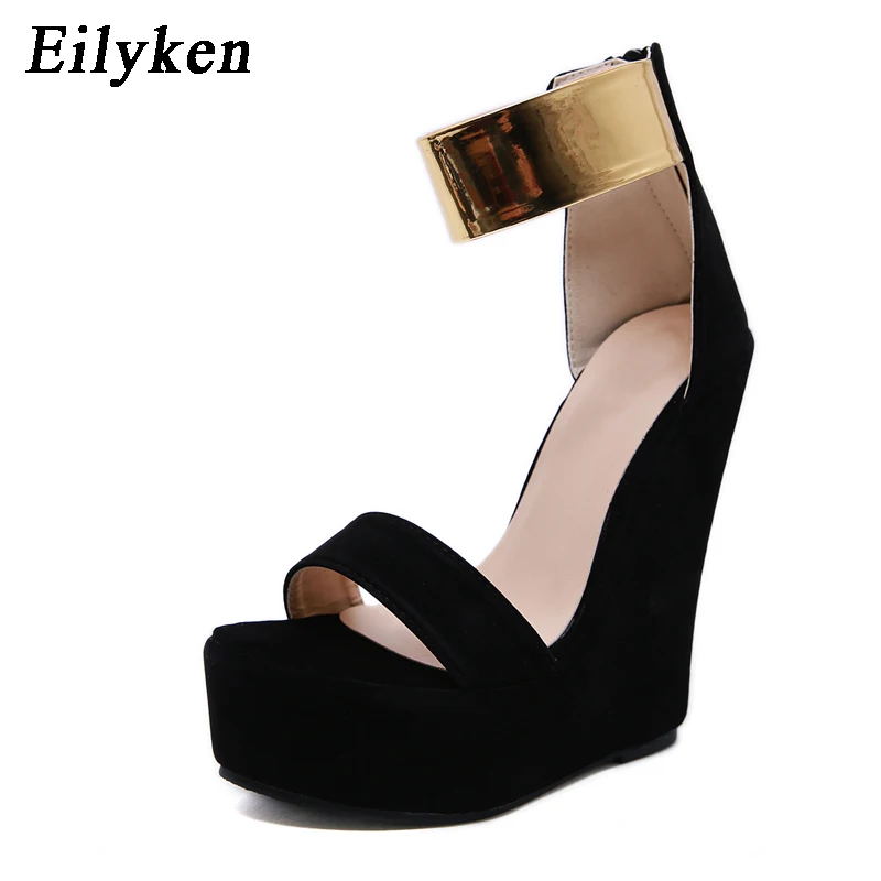 Eilyken; сезон лето; черные пикантные женские босоножки из флока на платформе с открытым носком; женские босоножки на высоком каблуке и танкетке с пряжкой на ремешке