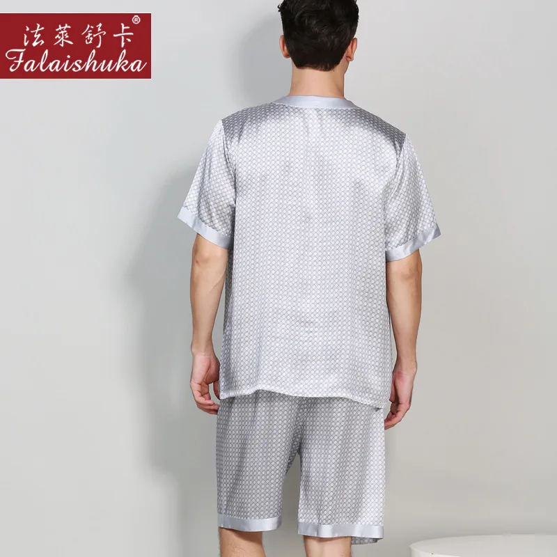 Рисунок 5 - Пижама мужская из натурального шелка