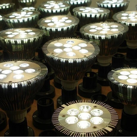 Диммируемая светодиодная лампа прожекторная Светодиодная E27 PAR 30 14W AC110 240V Led