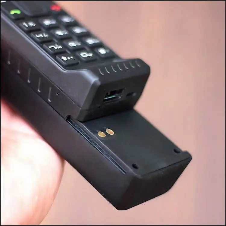 Кнопка Telepone W2 Классическая Ретро стиль GSM антенна сотового телефона хороший сигнал банк питания четыре SIM Extroverted Bluetooth, GPRS