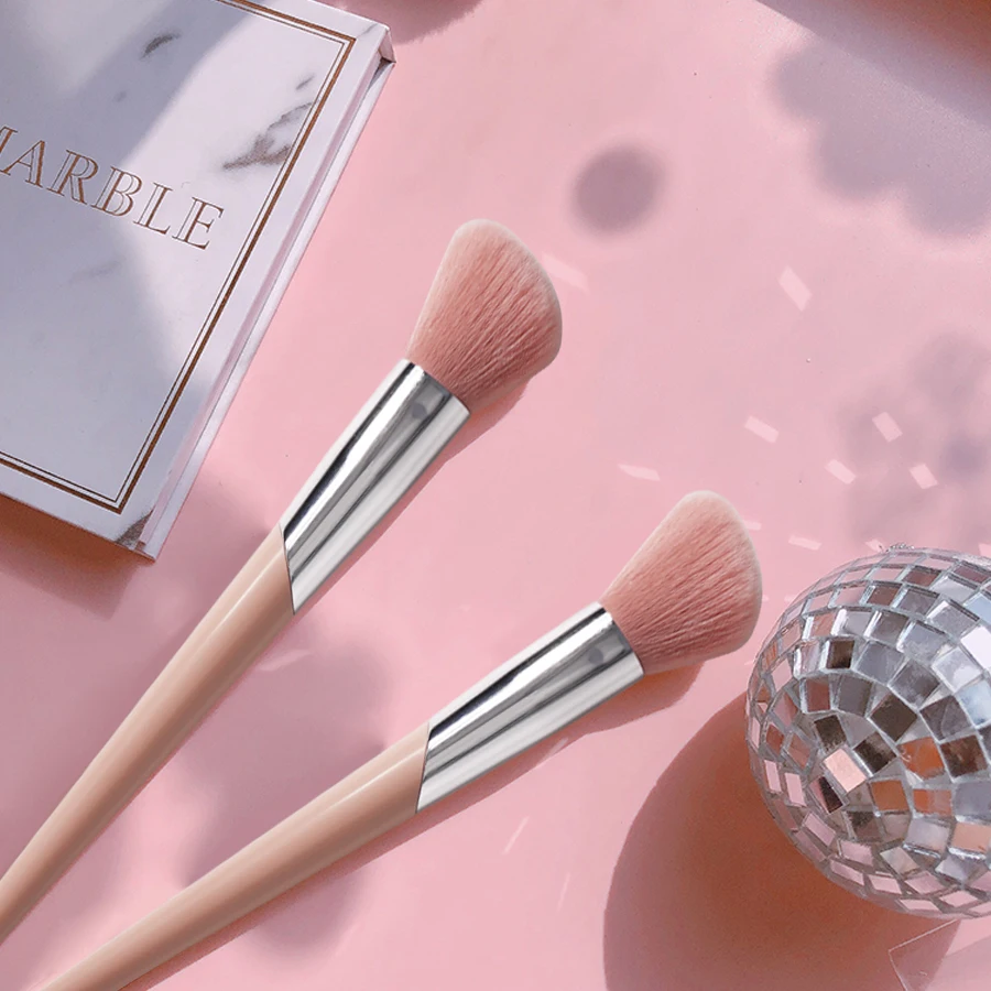 Мода Fenty стиль кисти для макияжа скульптуры бронзатор кисть, текстовыделитель смешивания тени румяна макияж кисти инструмент