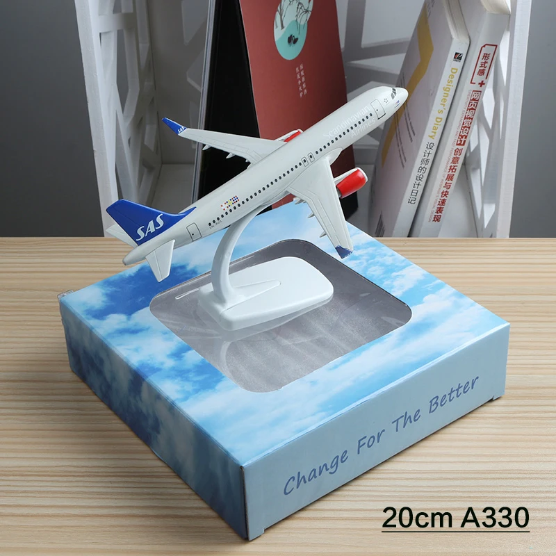 Модель самолета A330 Северные европейские авиакомпании металлическая модель 16 см