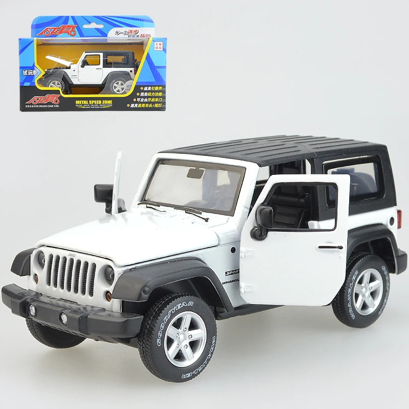 Alloy acousto-optic jeep Внедорожные транспортные средства потяните назад Бумеранг детская