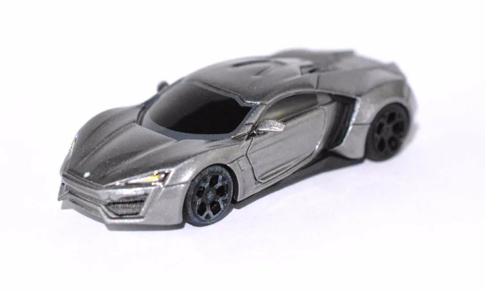 Полимерная модель автомобиля Avan Style WMOTORS Lykan HyperSport 1:87 (серебристый) + небольшой