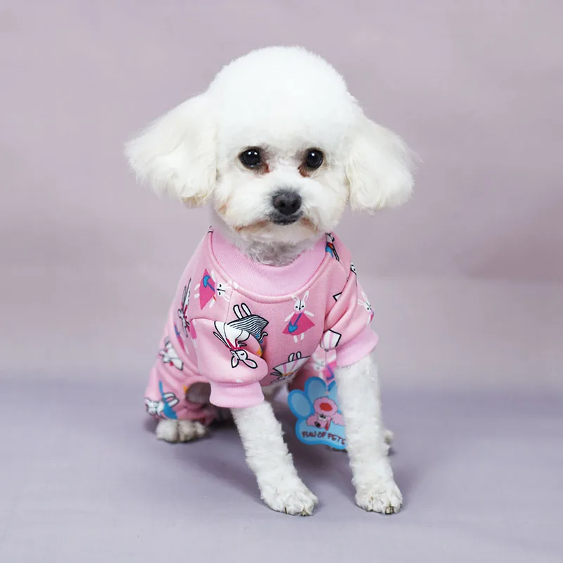 Новинка; одежда для маленьких собак и кошек; флисовая пижама с принтом с героями мультфильмов для домашних животных; костюм с капюшоном для кошек; пижамы для щенков; одежда для чихуахуа
