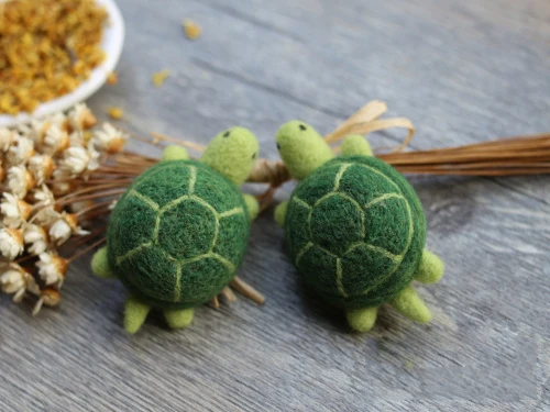 Faramita Holiday Women Girls Cute Wool Felt Hand-made Brooch Whale+tortoise+ladybird Cartoon Customize Decoration 2019 Manual | Украшения и