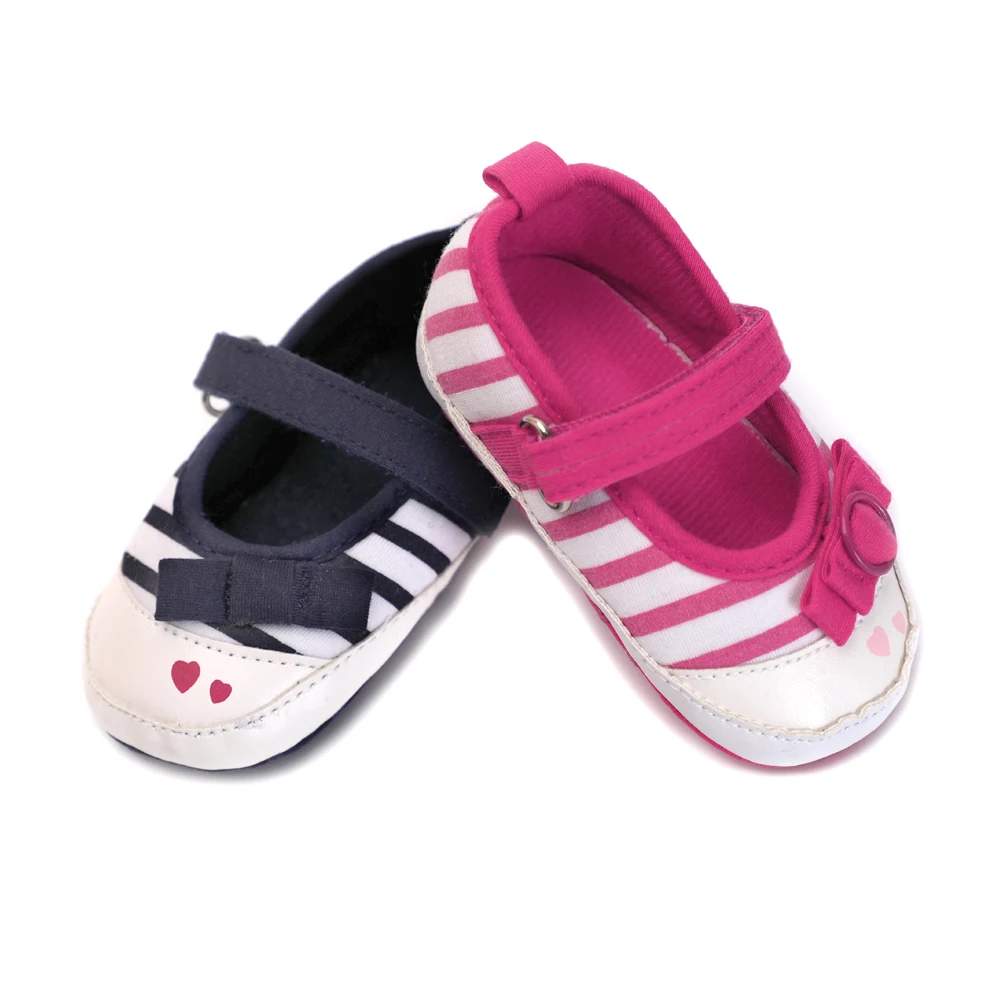 Модная обувь для начинающих ходить полосатая парусиновая маленьких девочек с