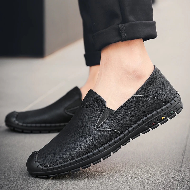 Мужская кожаная повседневная обувь лоферы для вождения без застежки однотонные