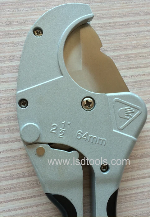 Plastic pipe cutter aluminum alloy body stailess steel blade scissors max cut 64mm with ratchet gear easy for PVC PU PP-P PE | Инструменты