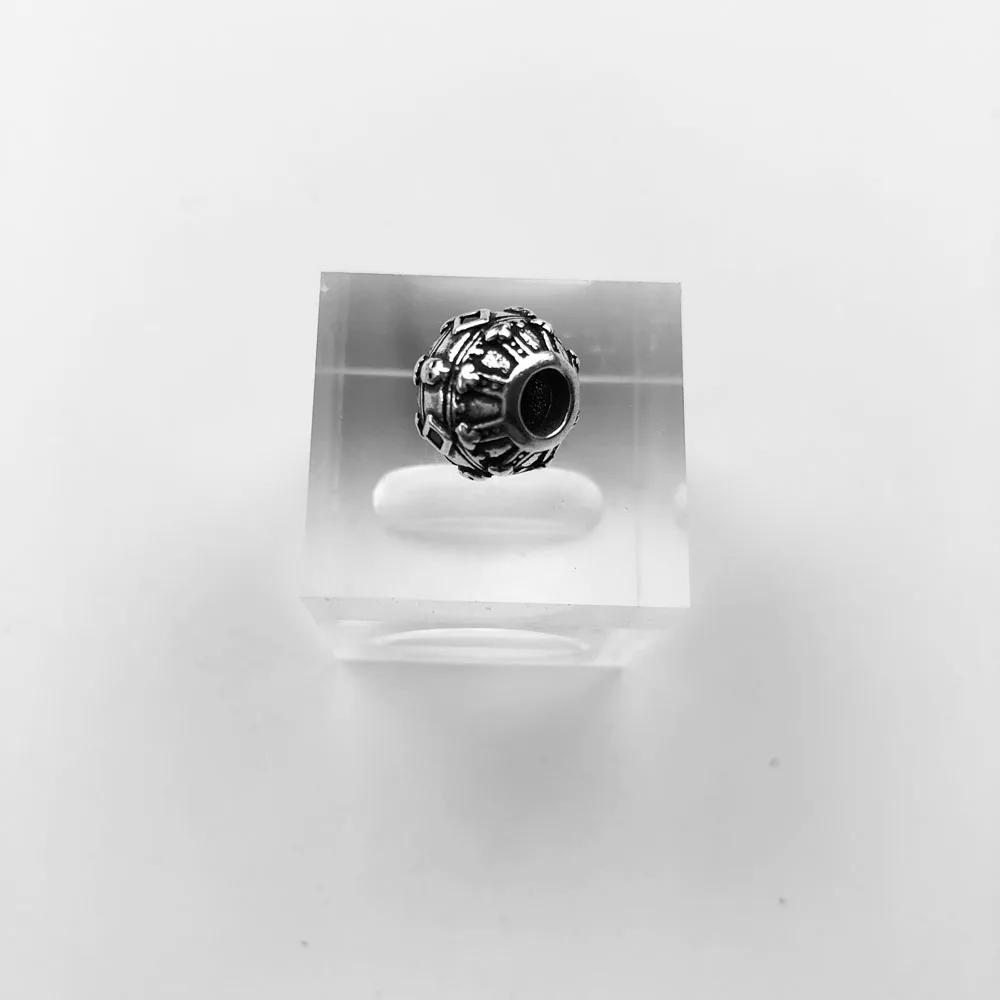 Бисер Королевский ORB Карма Европа 2019 Совершенно новая хорошая мода Корона Череп