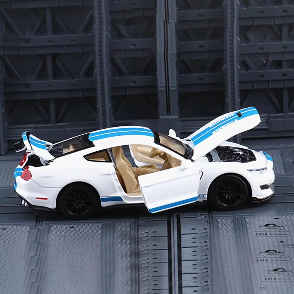 Mustang GT500 модель автомобиля из 1:32 сплава звук и светильник обратно к мощности модели автомобилей Детские игрушки Подарки Игрушки для детей